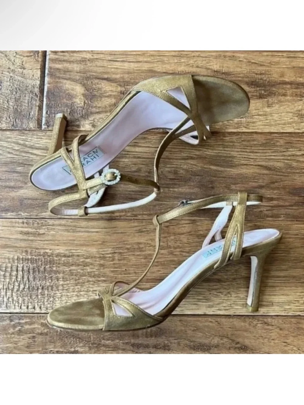 Isaac Mizrahi Gold Metallic Strappy Open Toe Heels Rhinestone Buckle Accent Sz 8